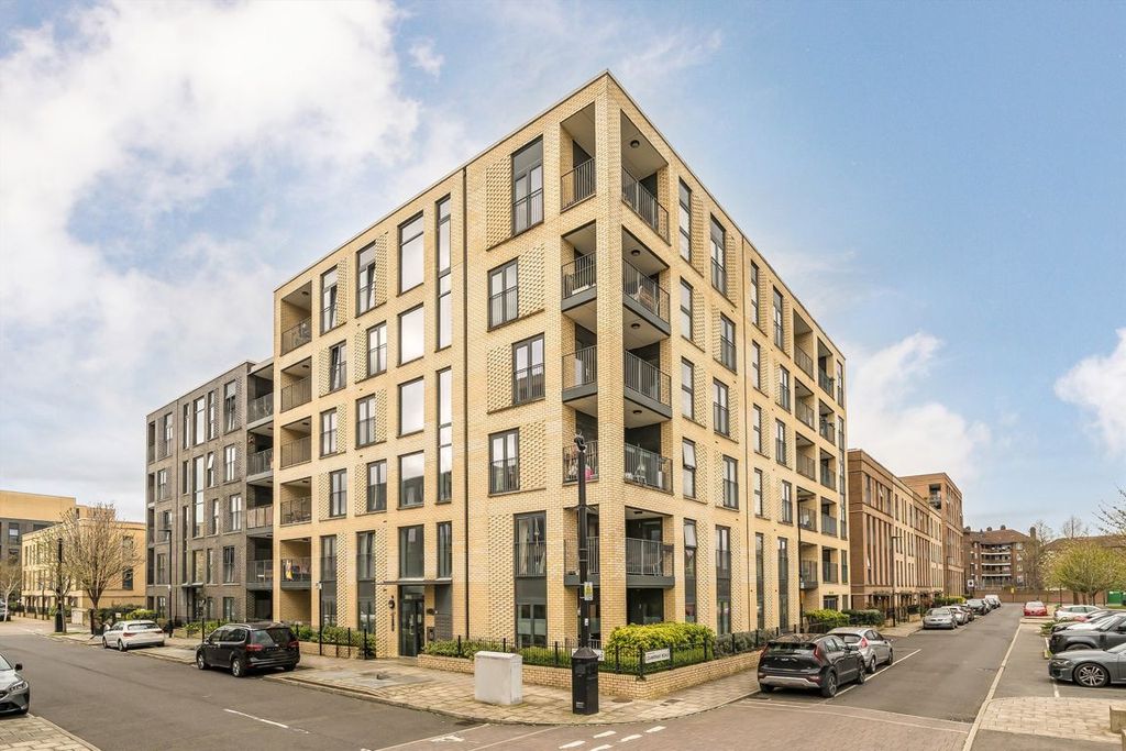 Property photo 3 of 8