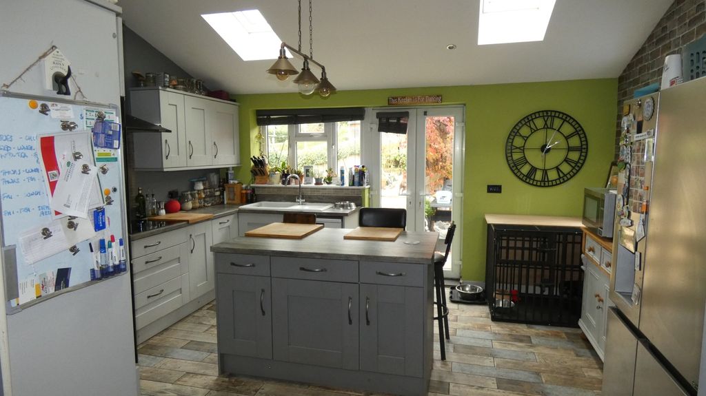 Property photo 3 of 15 Image 2