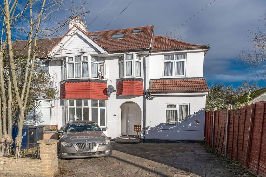 Property photo 2 of 7