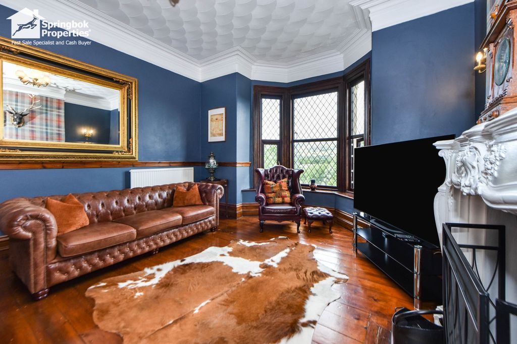Property photo 3 of 16 2