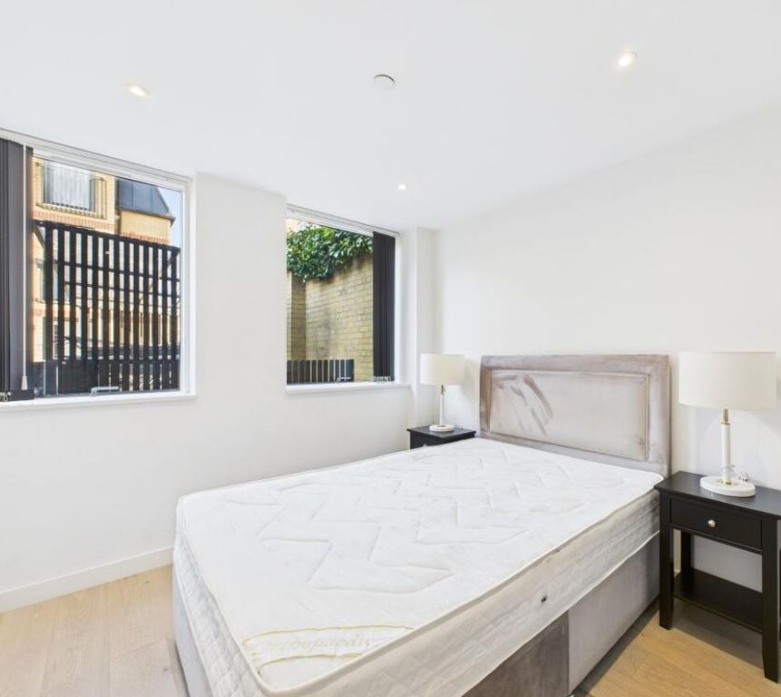 Property photo 3 of 5