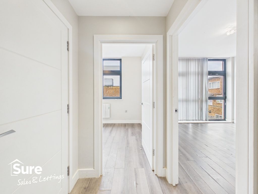 Property photo 3 of 16 1035612