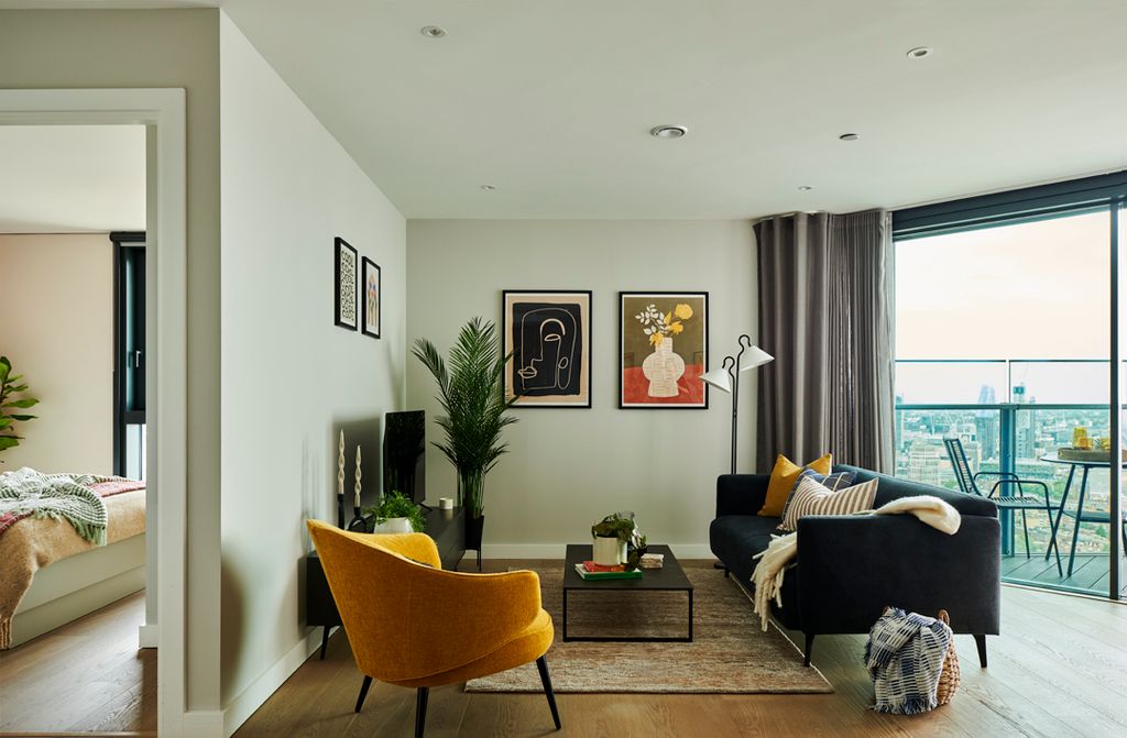 Property photo 2 of 11