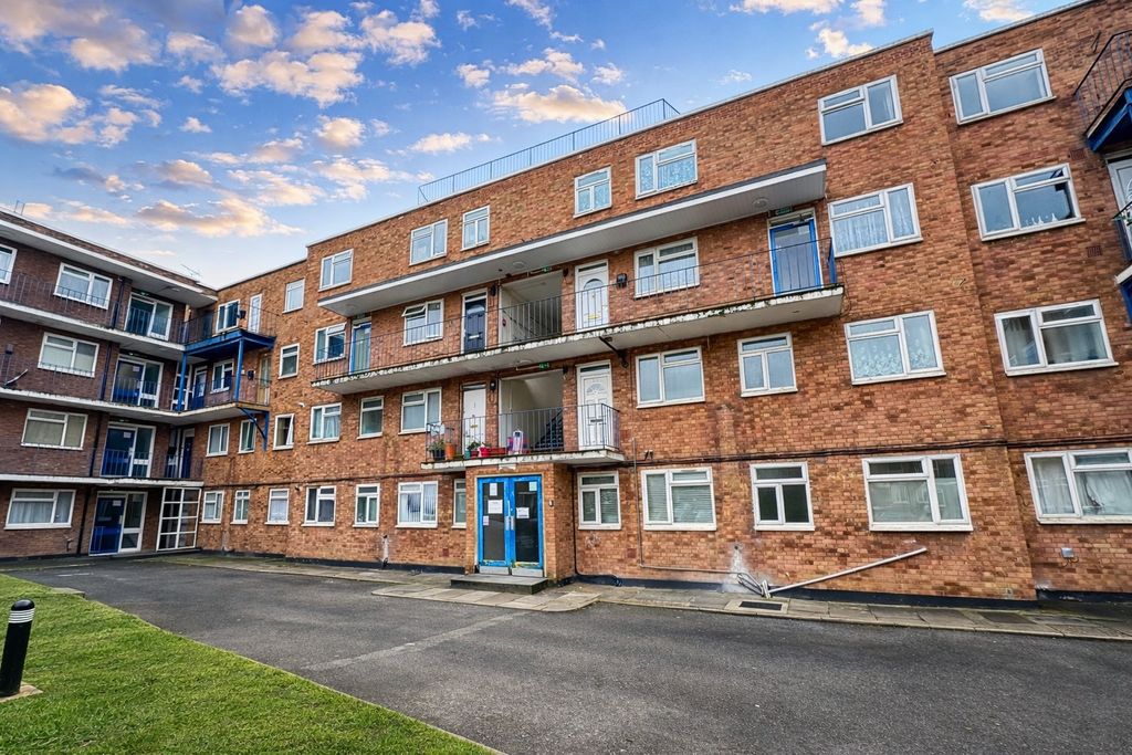 Property photo 1 of 5 4959420