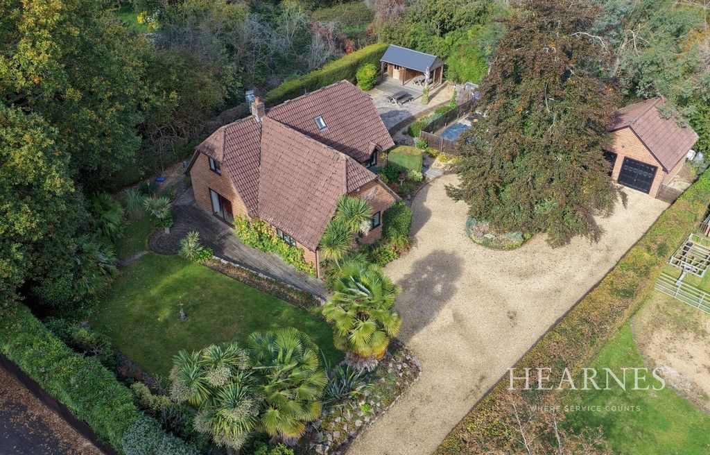 Property photo 1 of 27