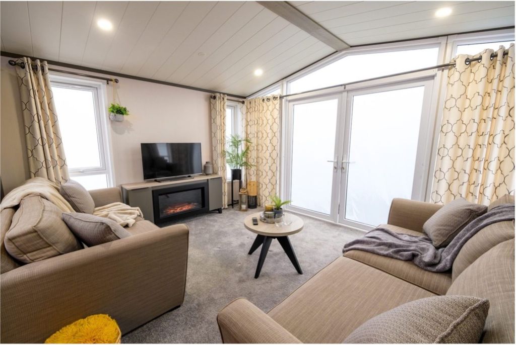 Property photo 2 of 8 Victory Lakewood At Rivers Edge Country Park