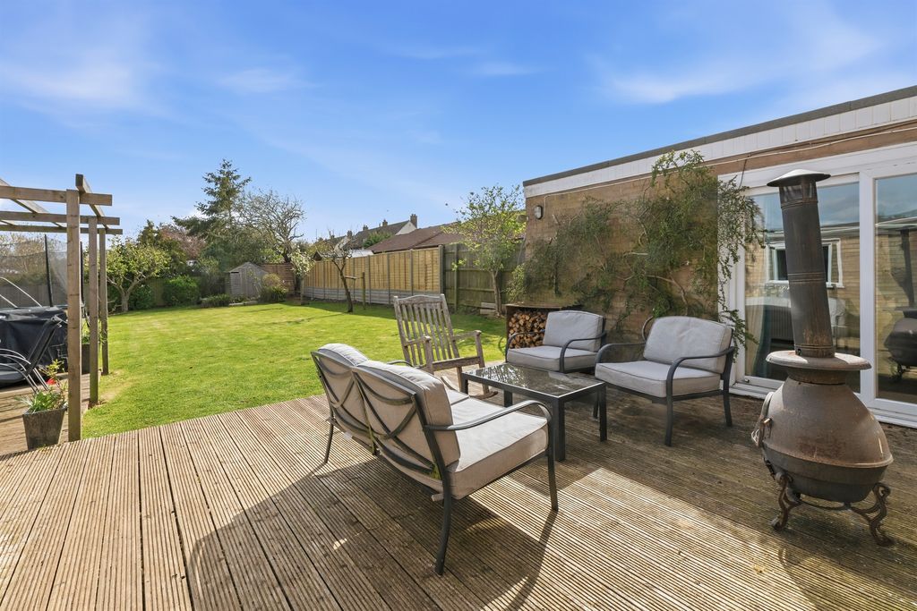 Property photo 2 of 20