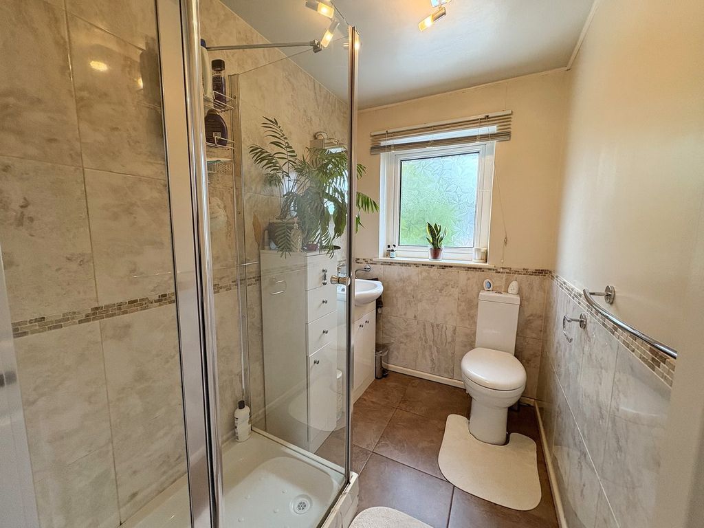 Property photo 3 of 23