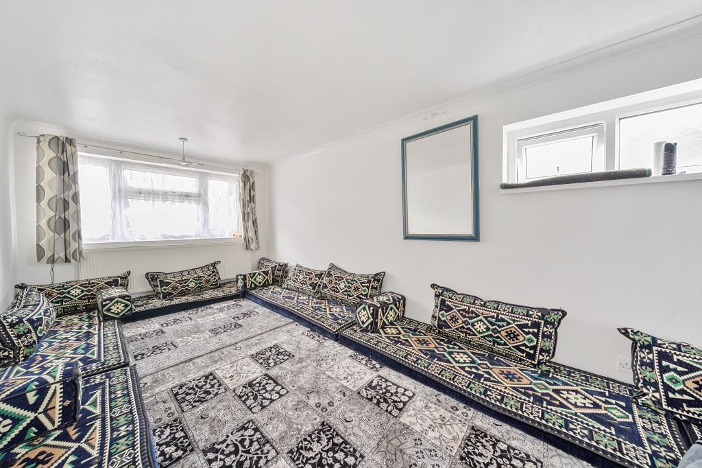 Property photo 3 of 14 Living Area