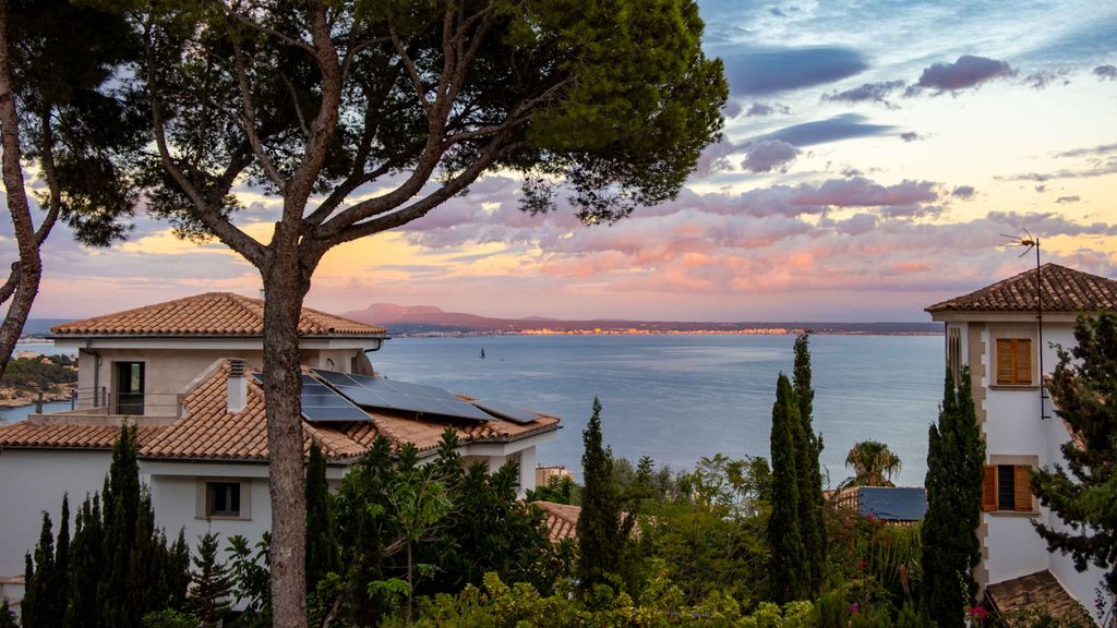 Property photo 2 of 40 80238 Small-7.Jpg