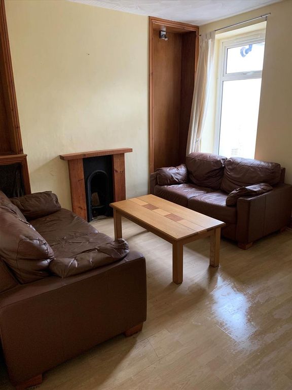 Property photo 1 of 8 7.Jpg
