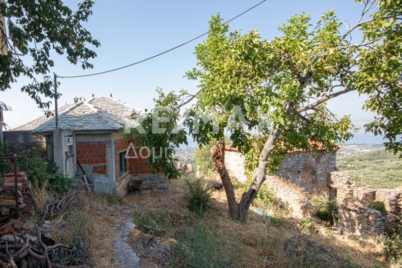 Property photo 1 of 25