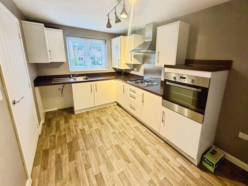 Property photo 2 of 10 Photo 7