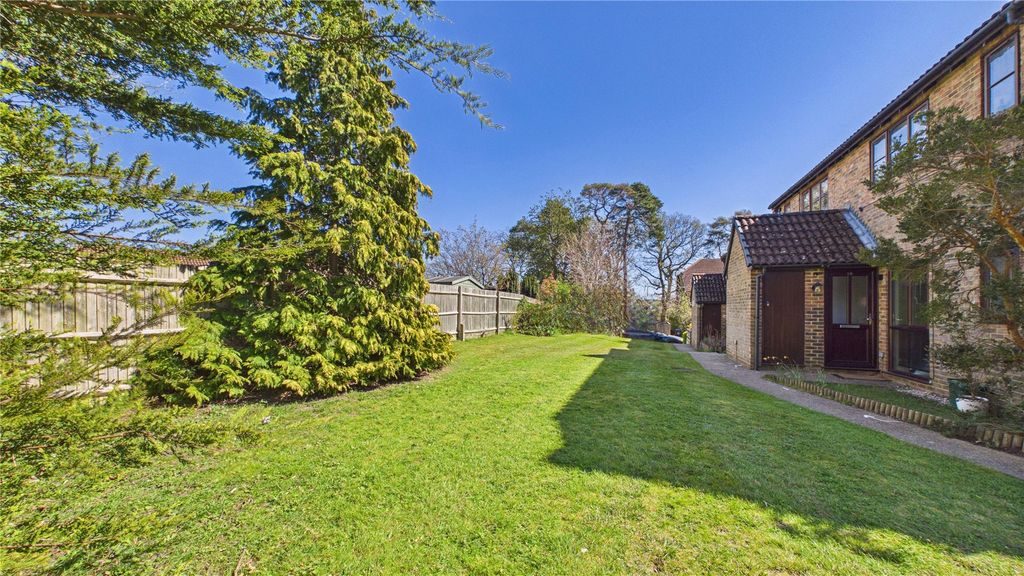 Property photo 2 of 8 Picture 2