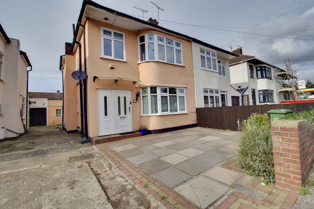 Property photo 1 of 21