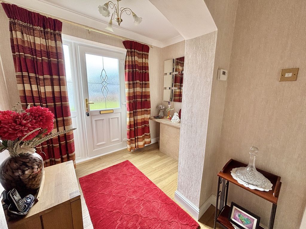 Property photo 2 of 33 Hall