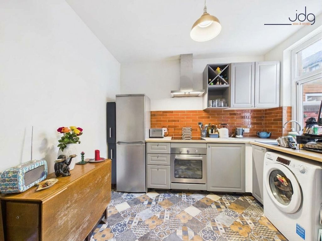 Property photo 3 of 8 The Kitchen