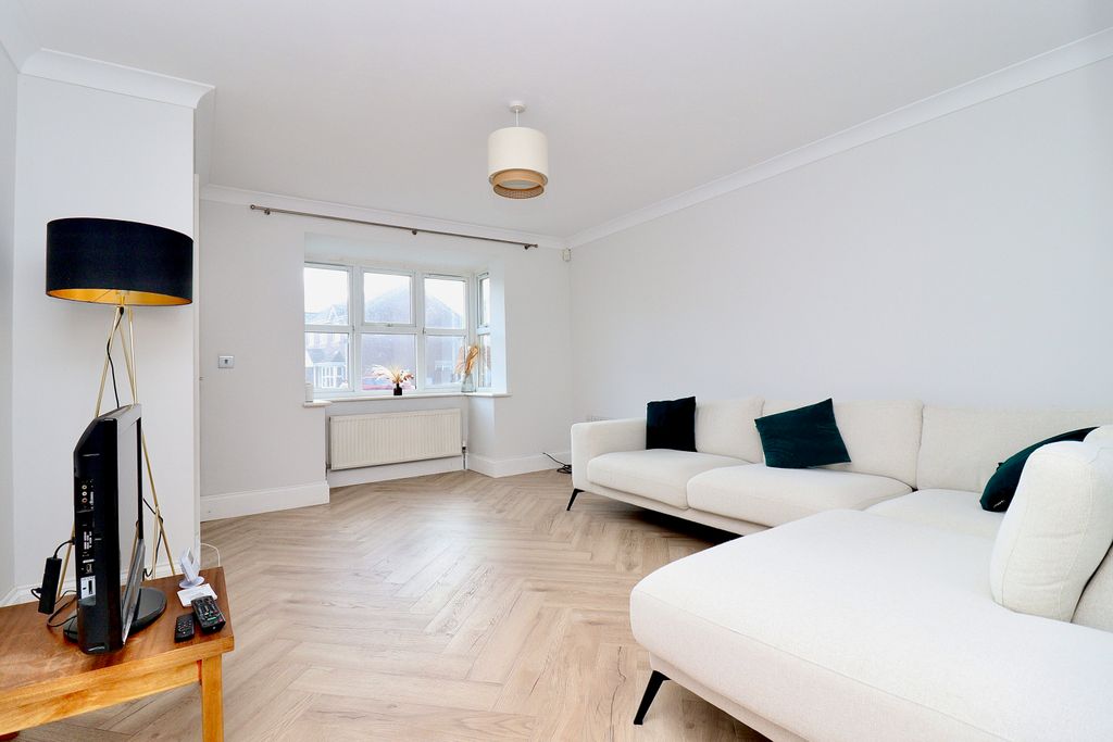 Property photo 2 of 14 Img_6527