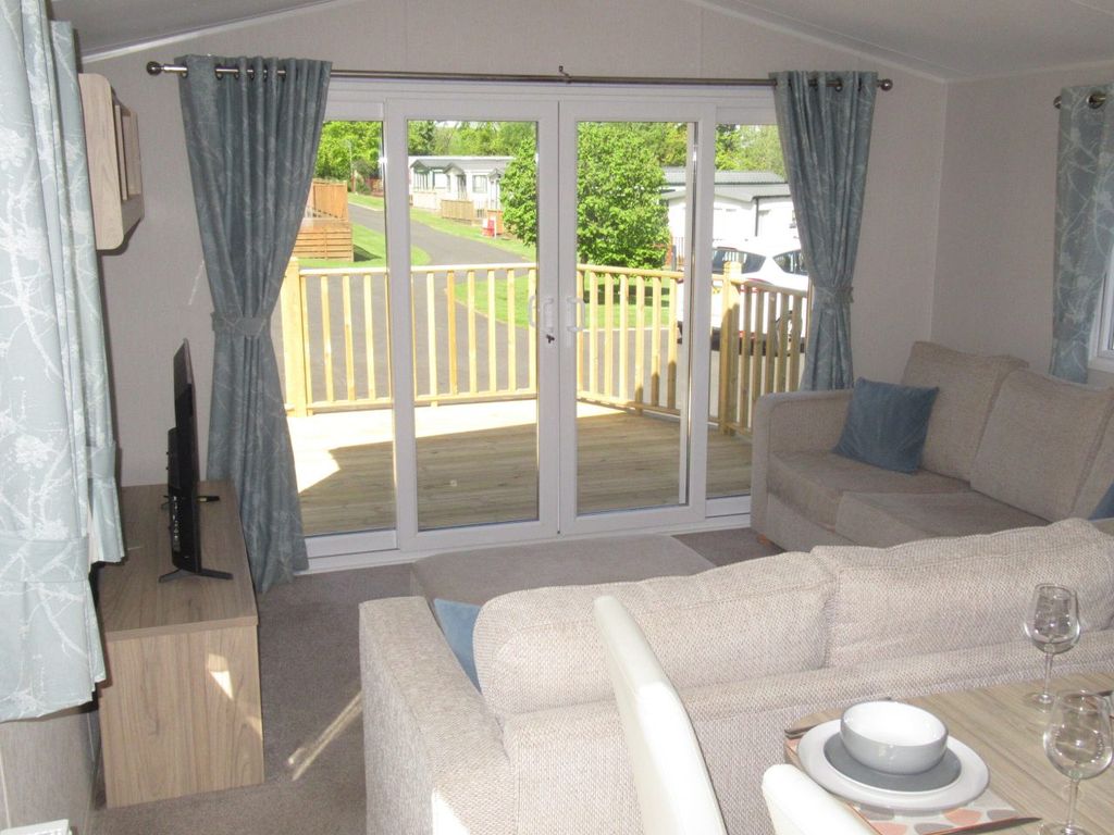 Property photo 3 of 11 Img 7571