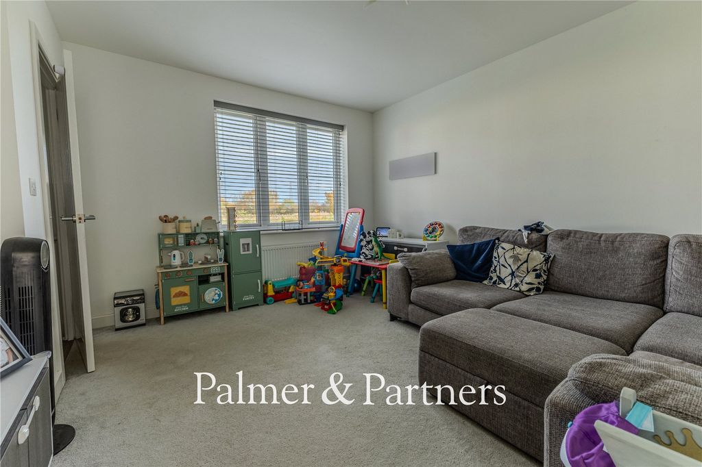 Property photo 3 of 19 Picture No. 06