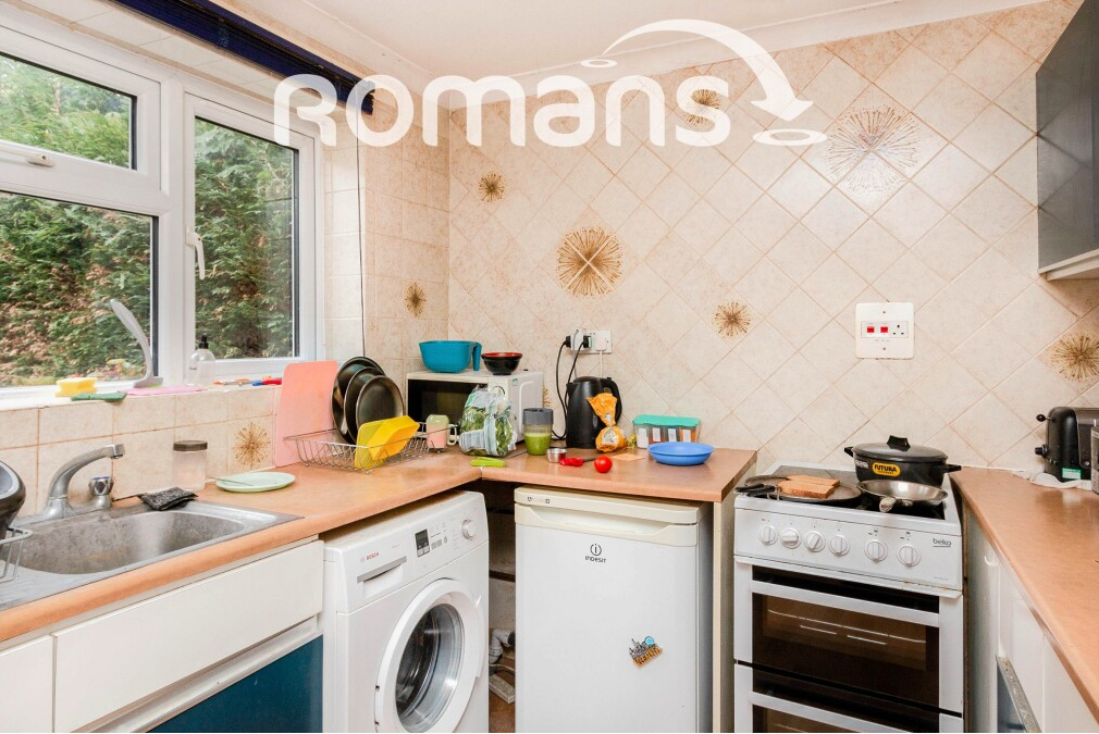 Property photo 3 of 4 204 The Chantrys Kit