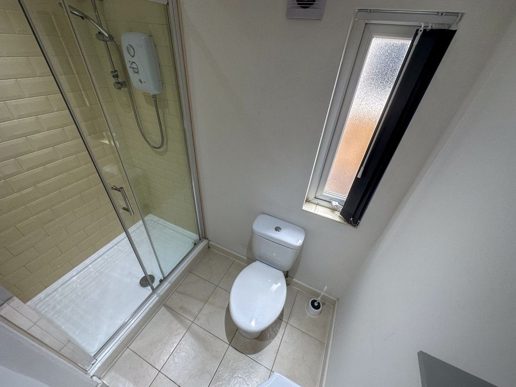 Property photo 3 of 7 8-Img_0153