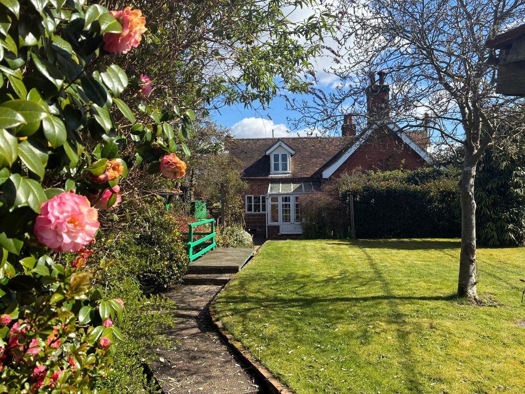 Property photo 2 of 31 9E651641-9c8A-436F-Bf8E-8F97403d270F