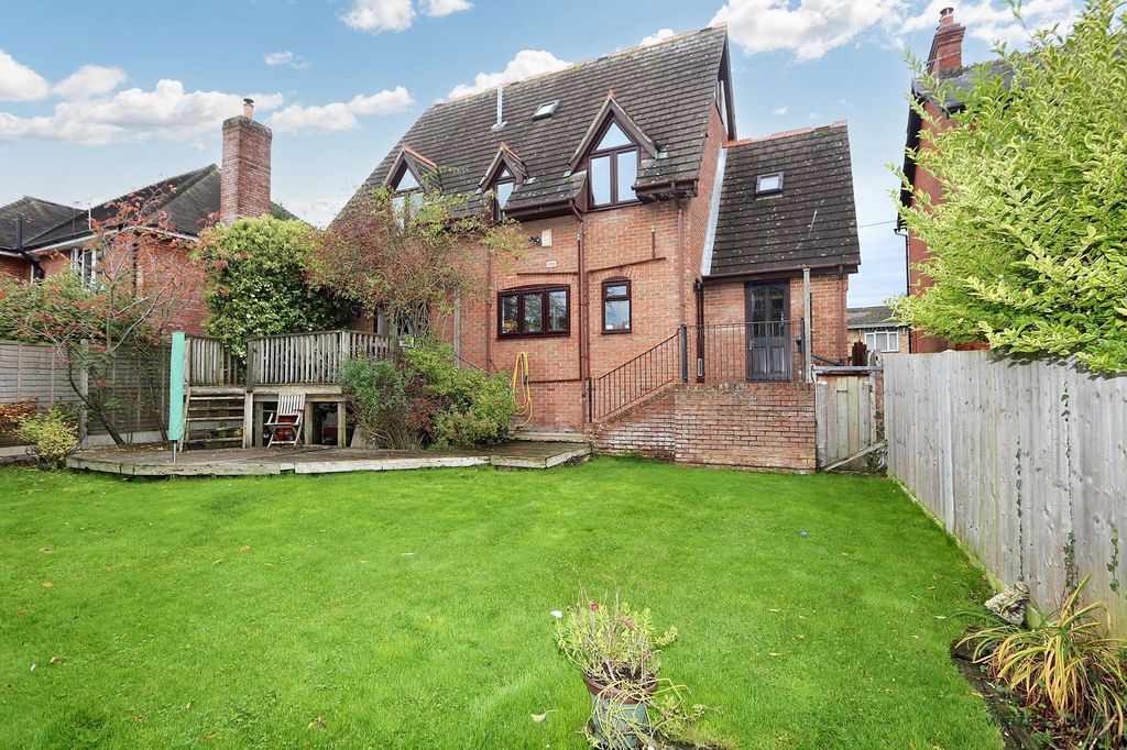 Property photo 2 of 15