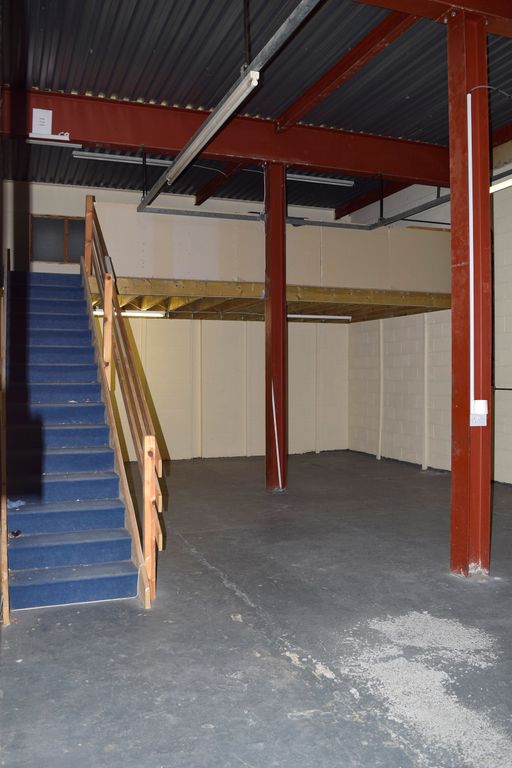 Property photo 2 of 9