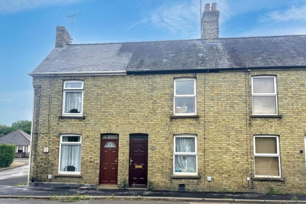 Property photo 1 of 12
