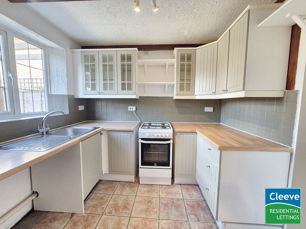Property photo 3 of 17 1000068402
