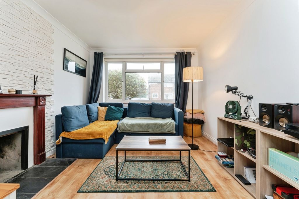 Property photo 2 of 26 Photo