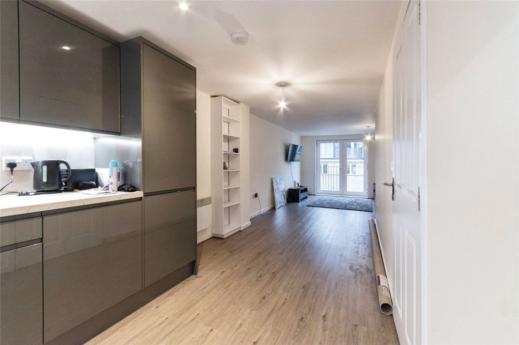 Additional image 13 of 2 bed maisonette for saleGrove Road, Hitchin SG4