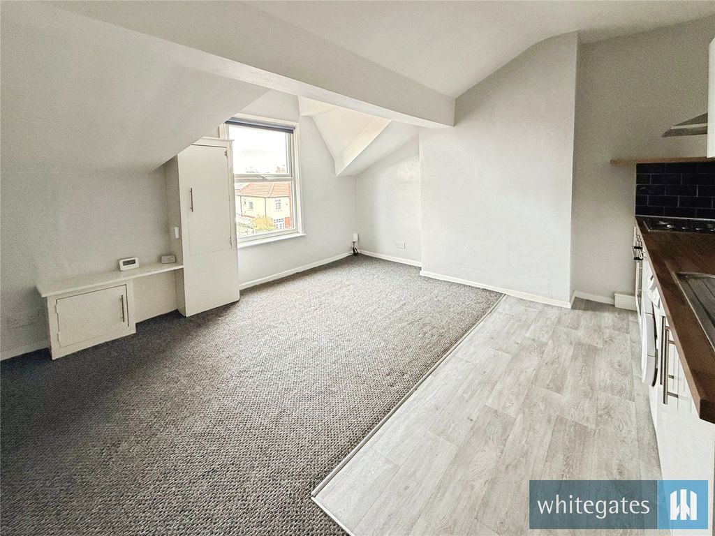 Property photo 3 of 10 Picture No. 06