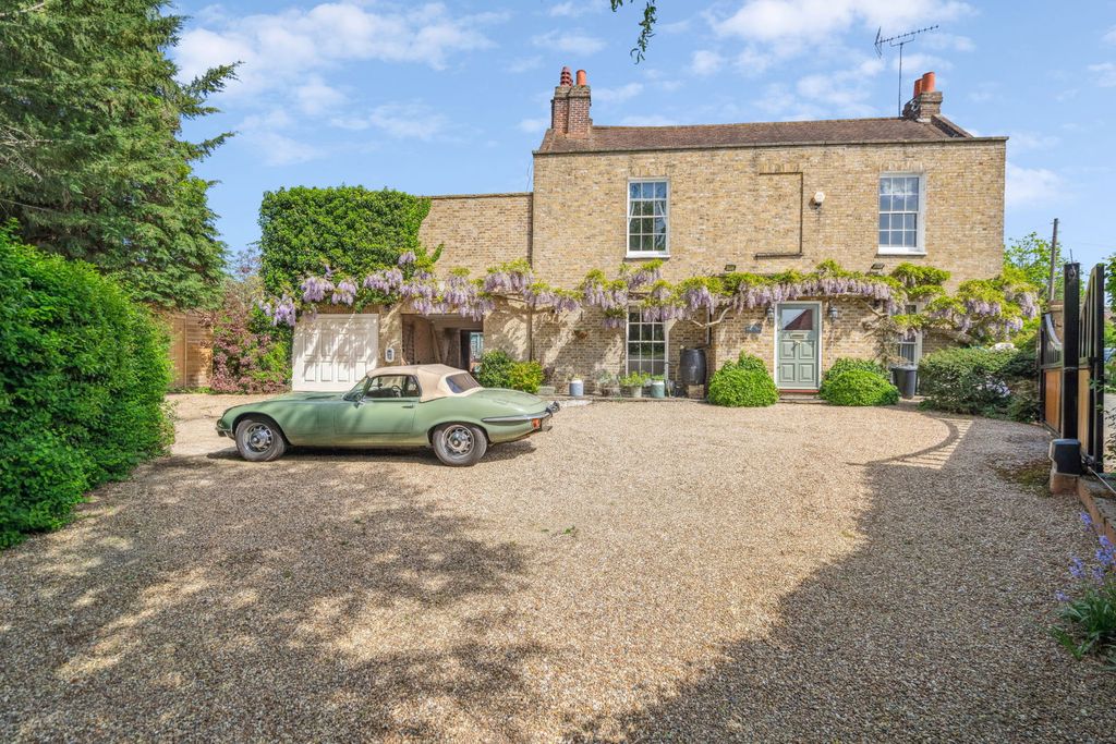 Property photo 1 of 22