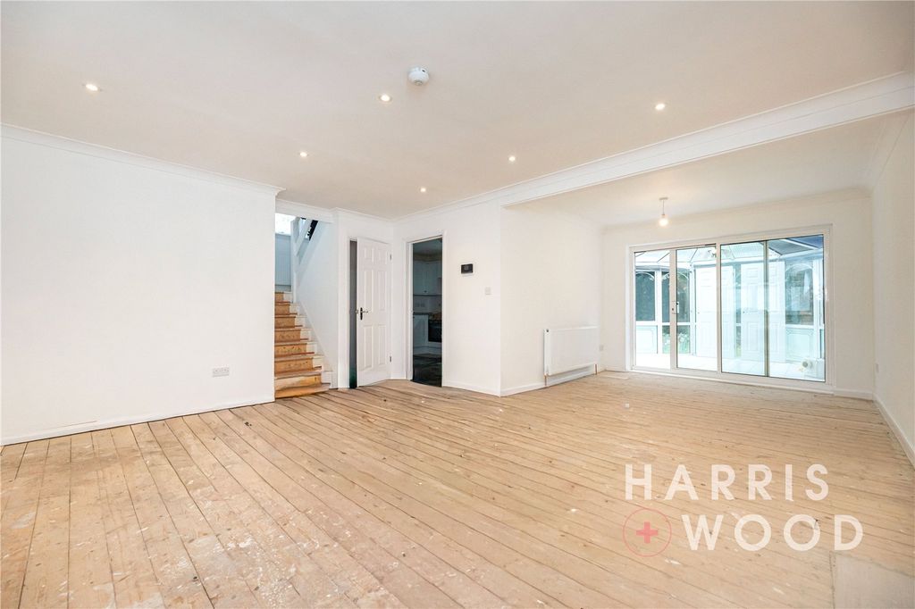 Property photo 3 of 17 Picture No. 12