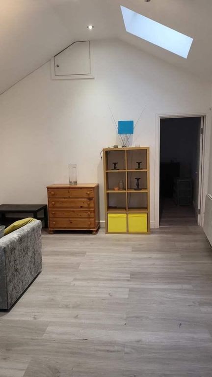 Property photo 3 of 9 Photo 3