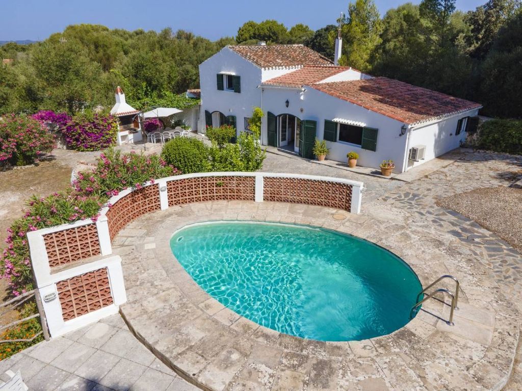 Property photo 2 of 30
