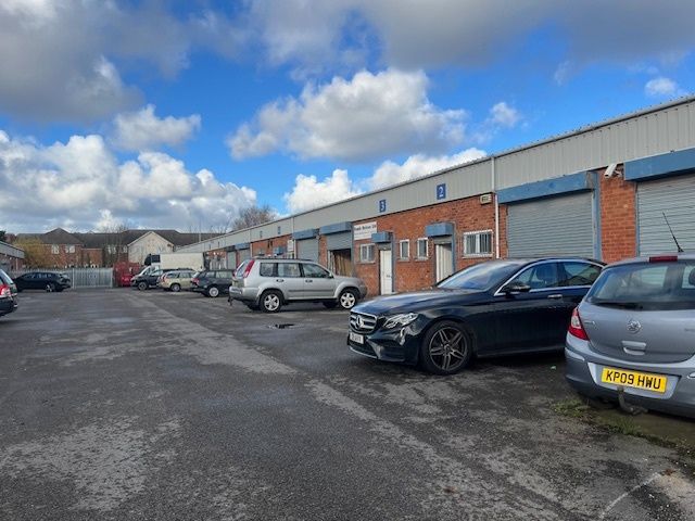 Property photo 1 of 11