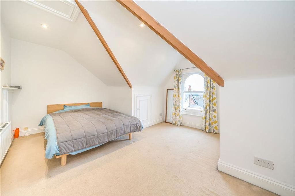 Property photo 3 of 4