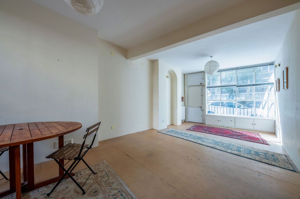 Property photo 3 of 10 Reception Room