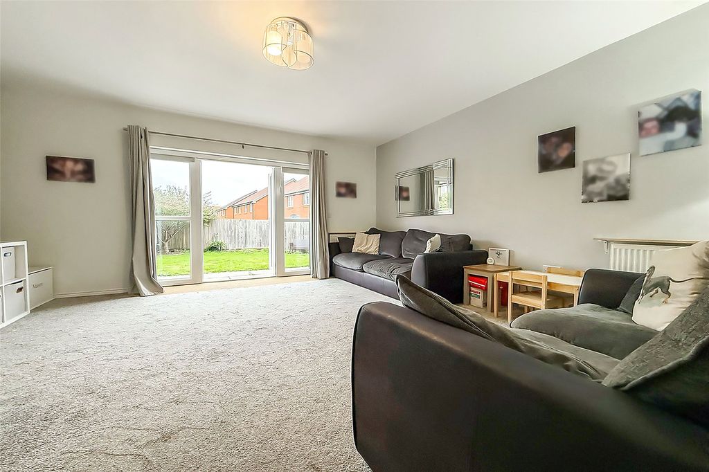 Property photo 2 of 20 Picture No. 09