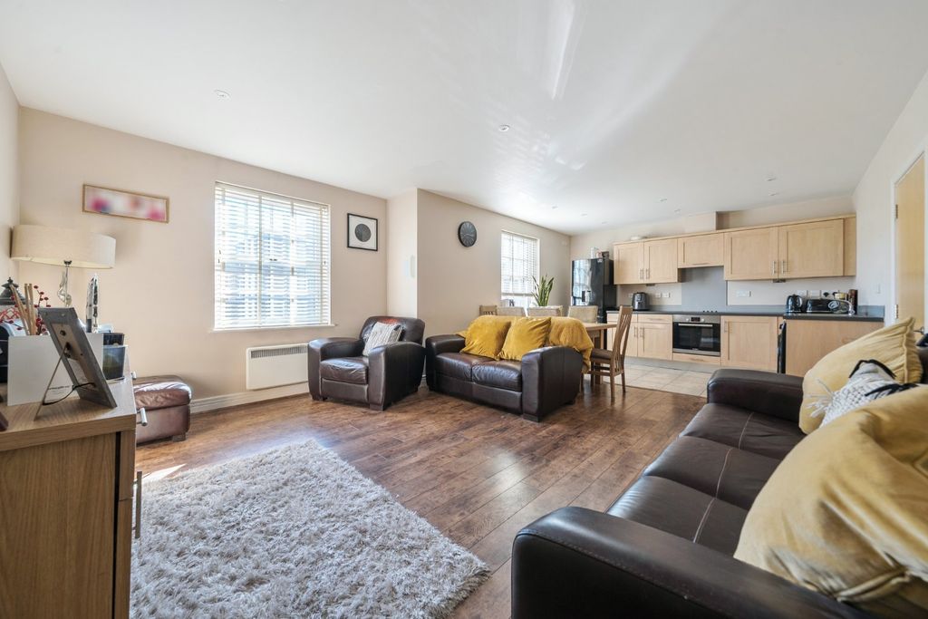 Property photo 2 of 12 Picture No. 08