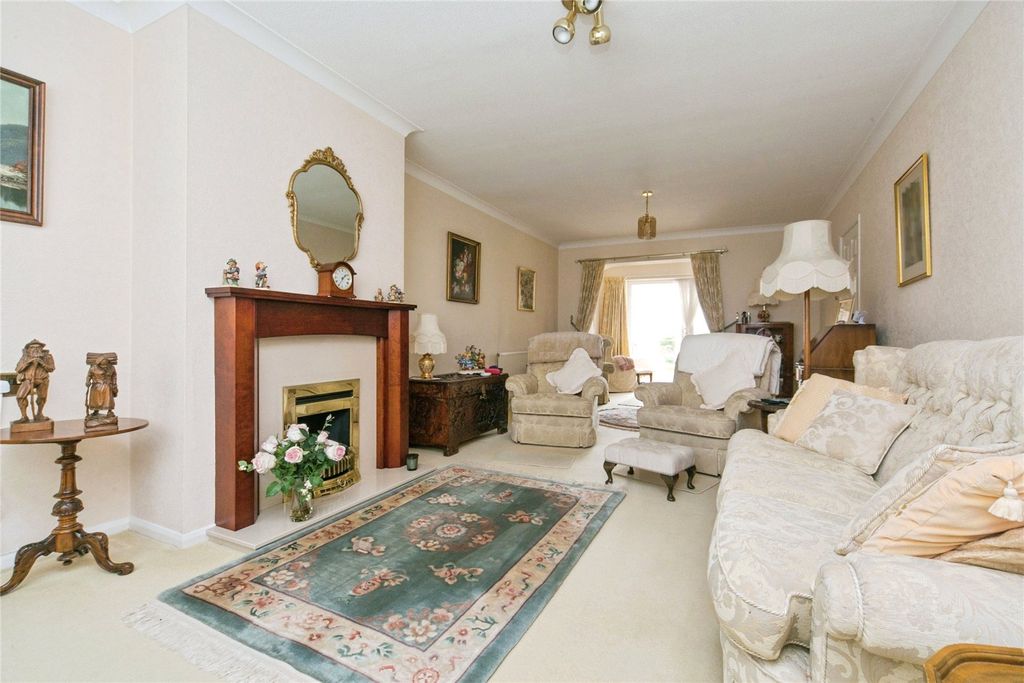 Property photo 3 of 30 Picture No. 03