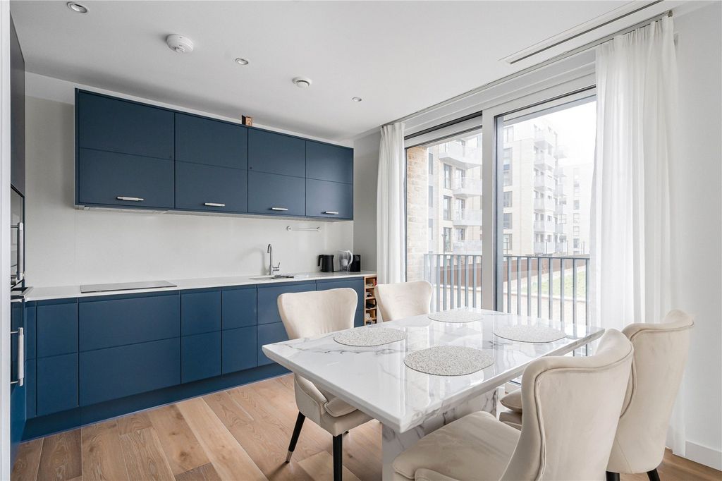 Property photo 2 of 25 Picture No. 05