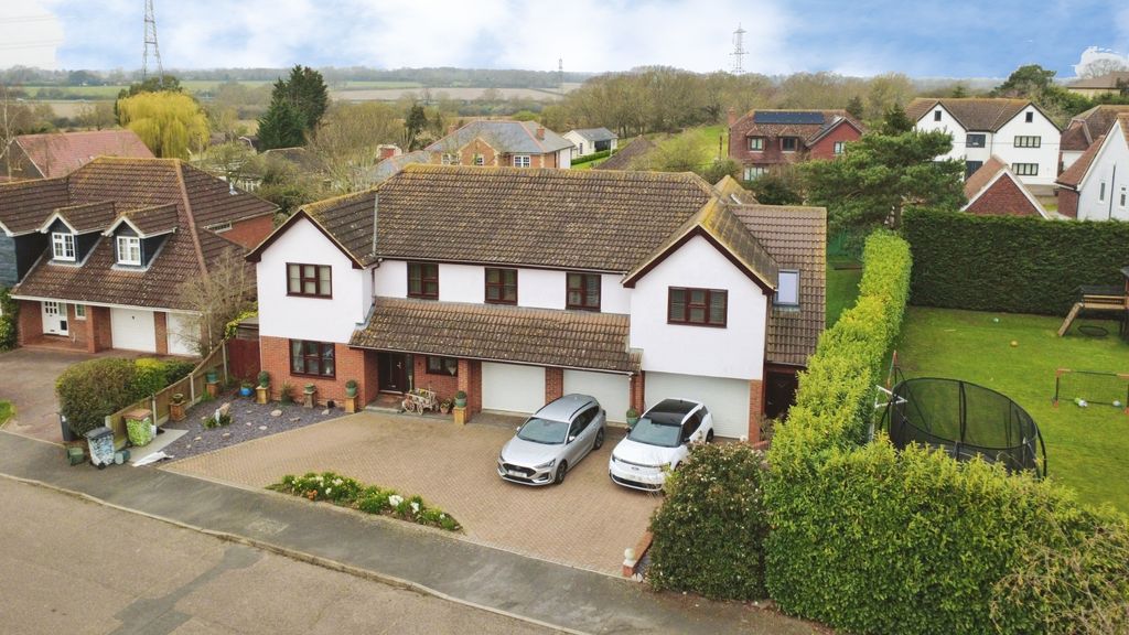 Property photo 1 of 27