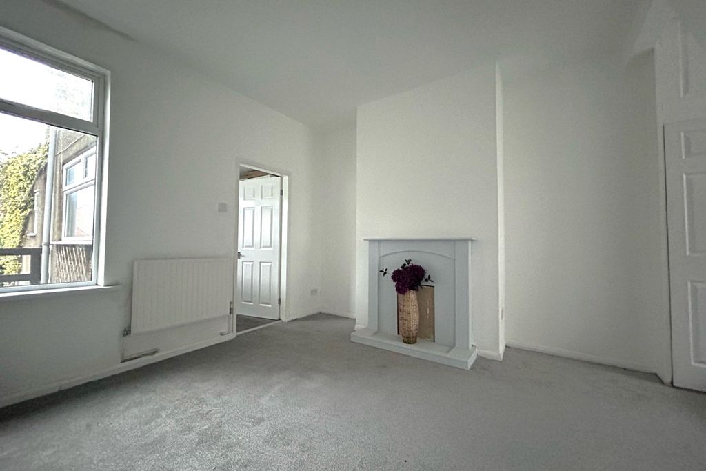 Property photo 3 of 9 Cccc