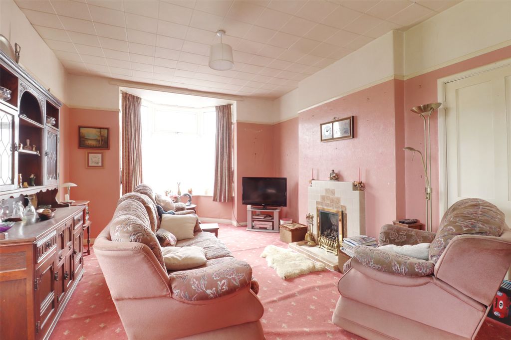 Property photo 2 of 13 2 - Picture No. 02