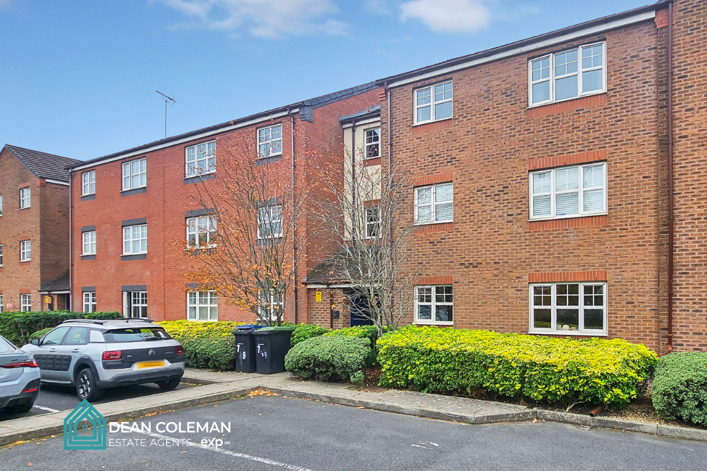 Property photo 1 of 8