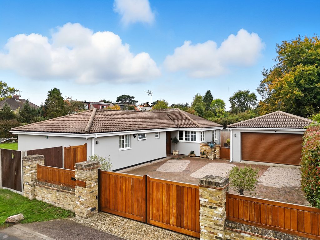 Property photo 1 of 46 Photo 7